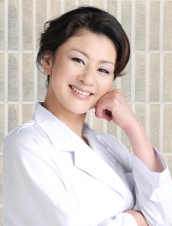 石井苗子